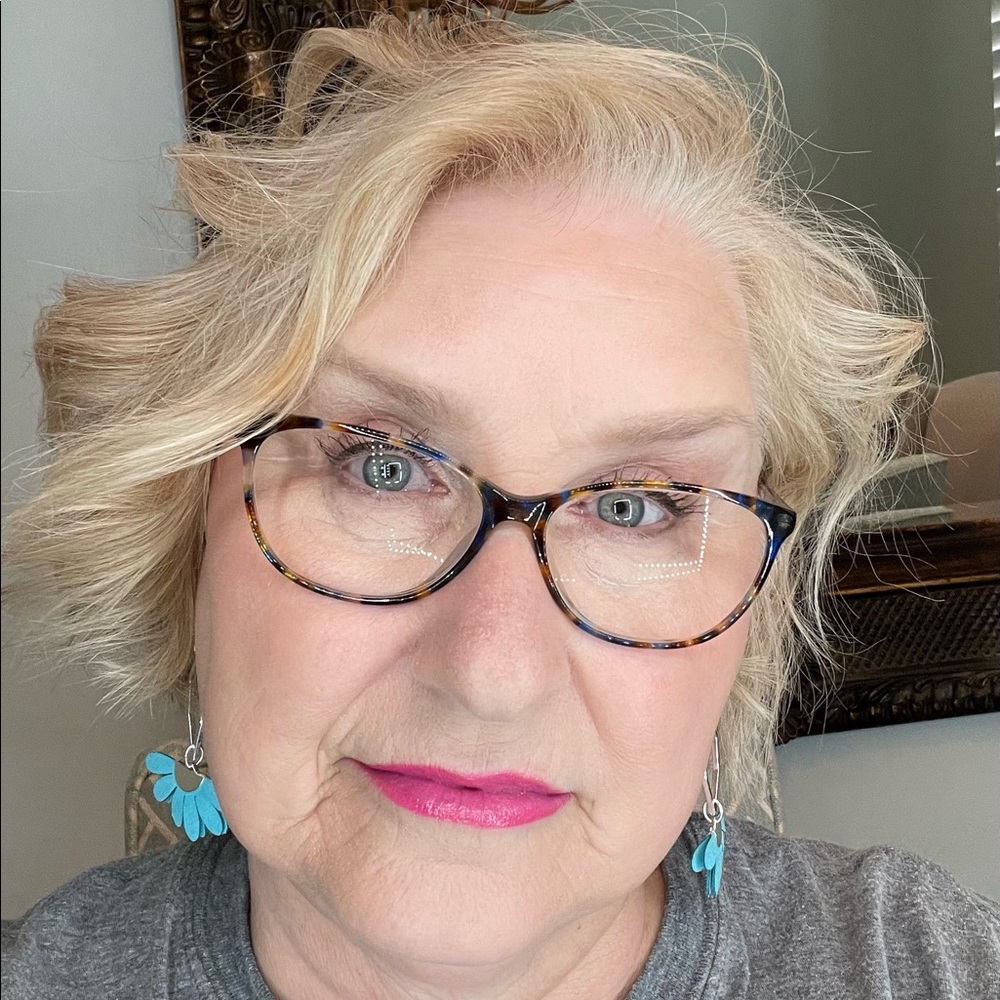 Meet your Posher, Pat